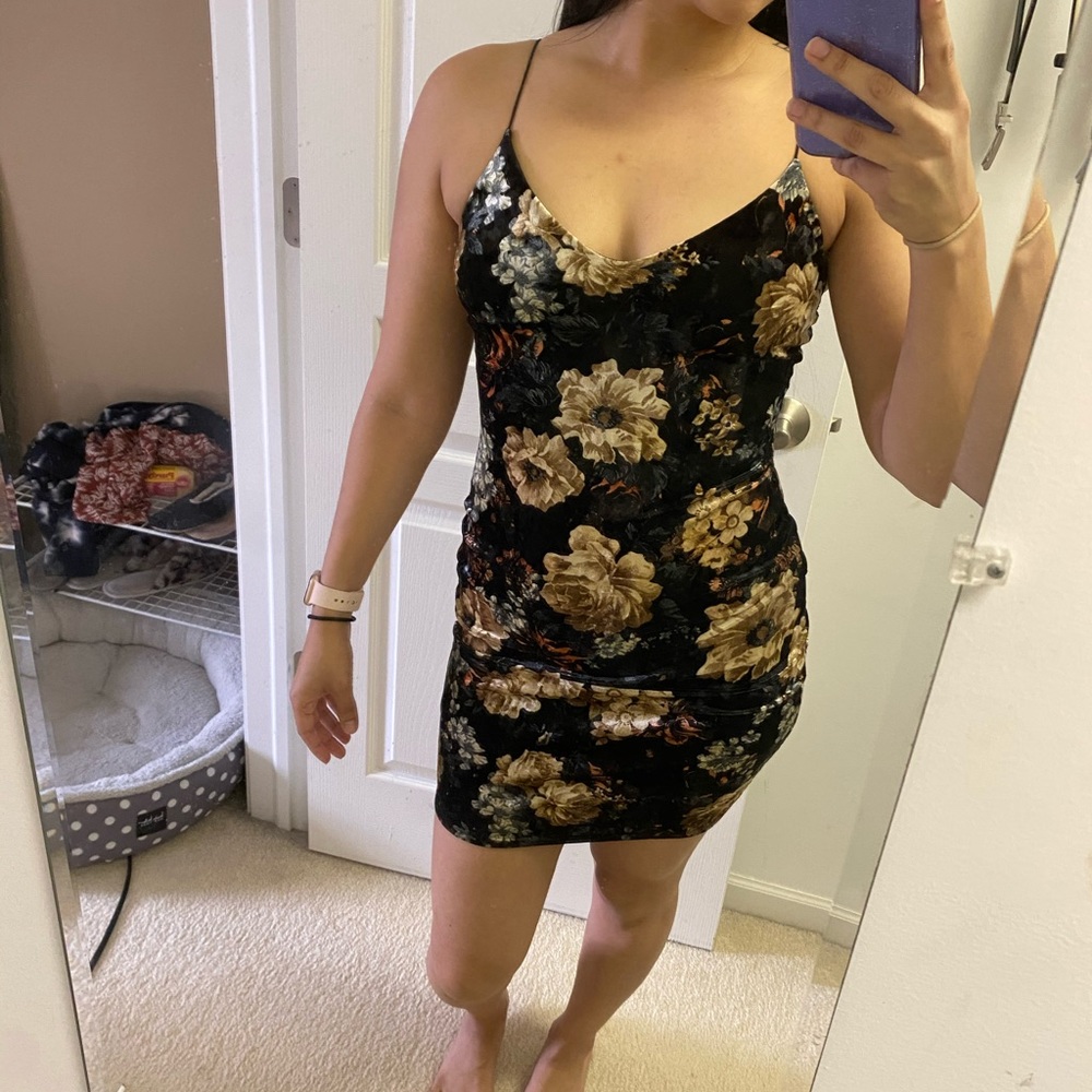 Floral velvet dress